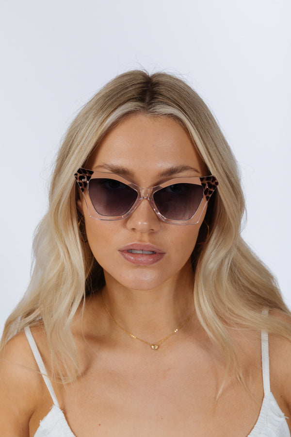 Svnx Oversized Cat-Eye Sunglasses In Nude