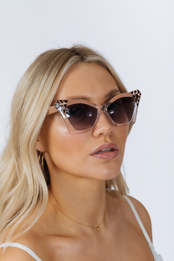 svnx Oversized Cat-Eye Sunglasses in Nude