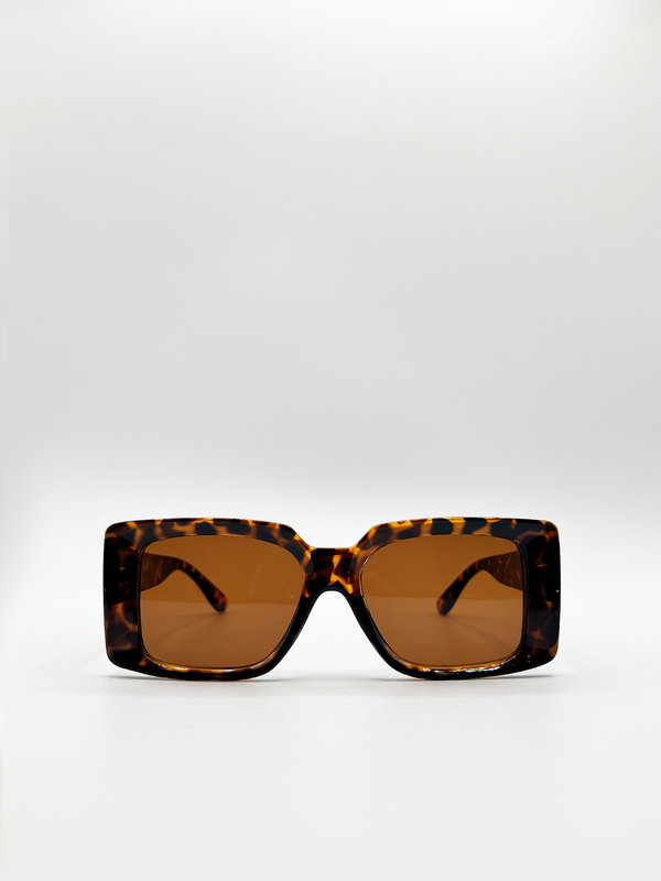 svnx Oversized Square Frame in Tortoiseshell