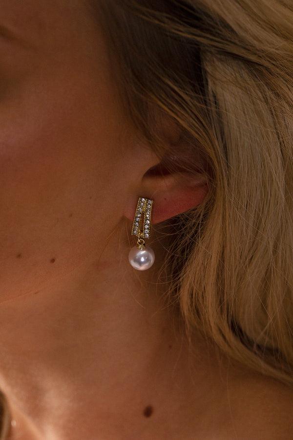 svnx Pearl Drop Earrings - Gift Boxed