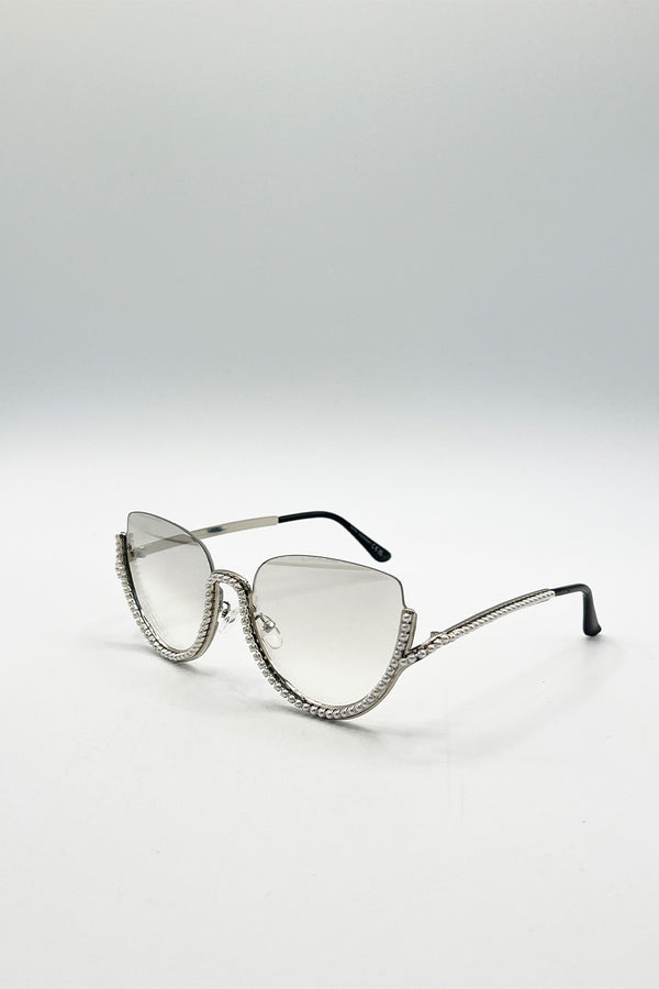 Svnx Pearl Sunglasses In Silver Grey