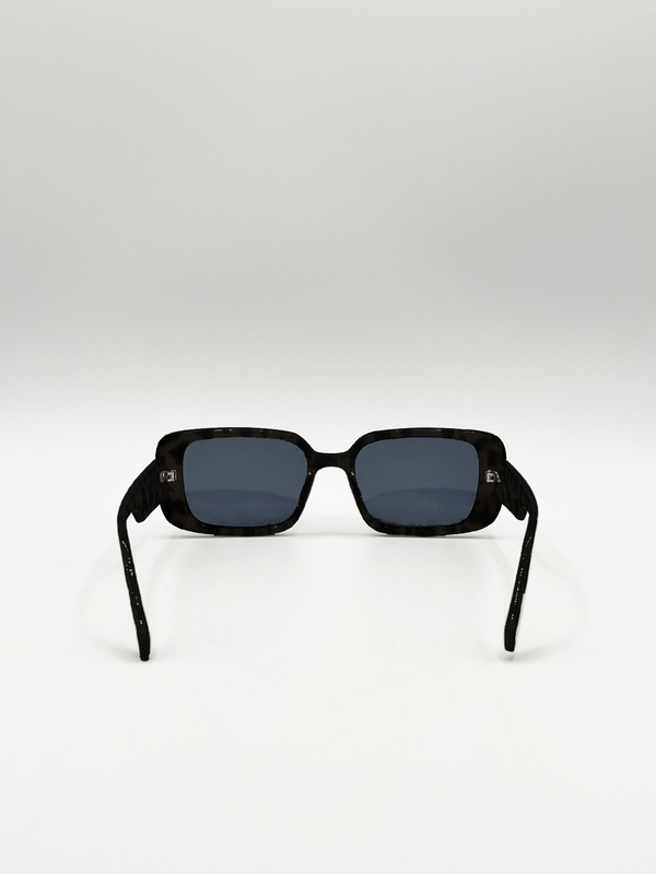 Svnx Rectangle Sunglasses In Black