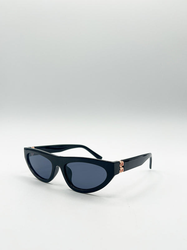 Svnx Retro Oval Sunglasses In Black