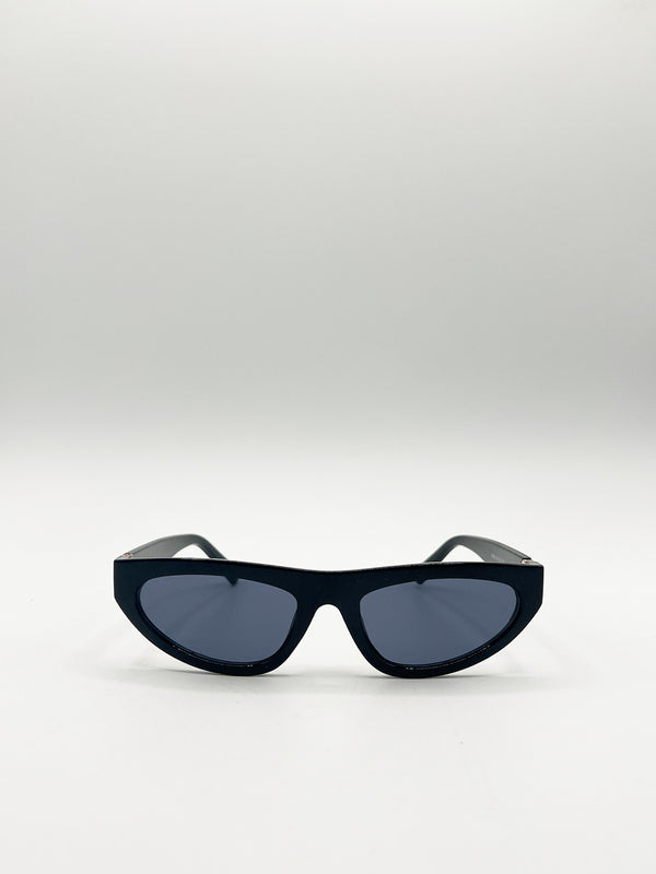 svnx Retro Oval Sunglasses in Black