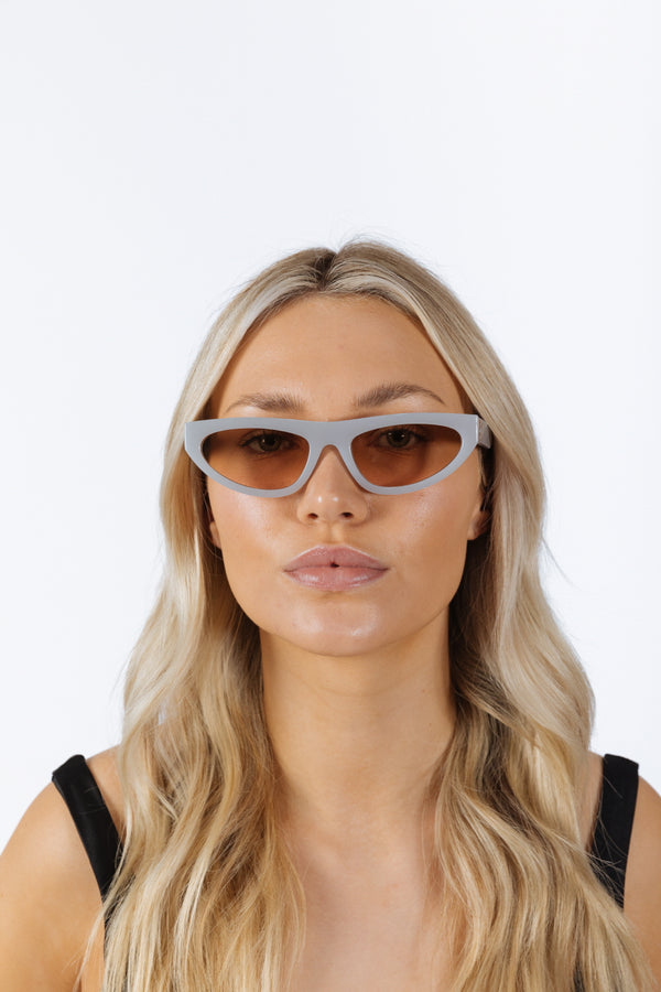 Svnx Retro Oval Sunglasses In Light Grey