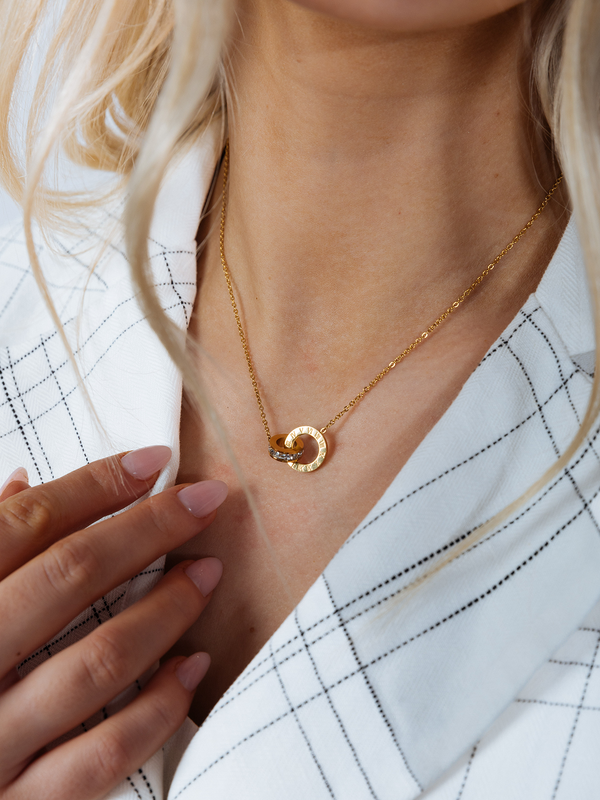 Svnx Roman Numeral Necklace In Gold