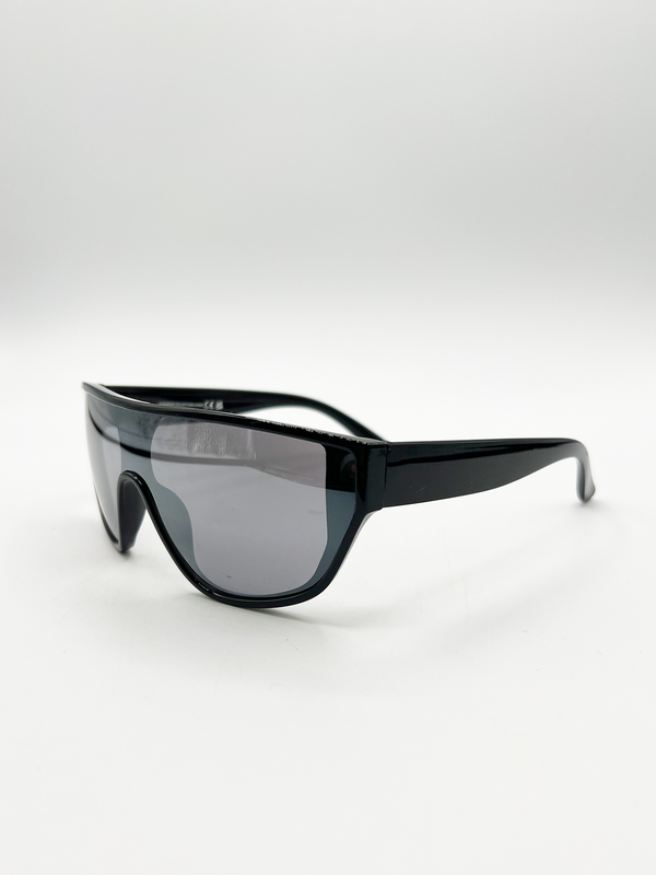 Svnx Smoke Shield Sunglasses In Black