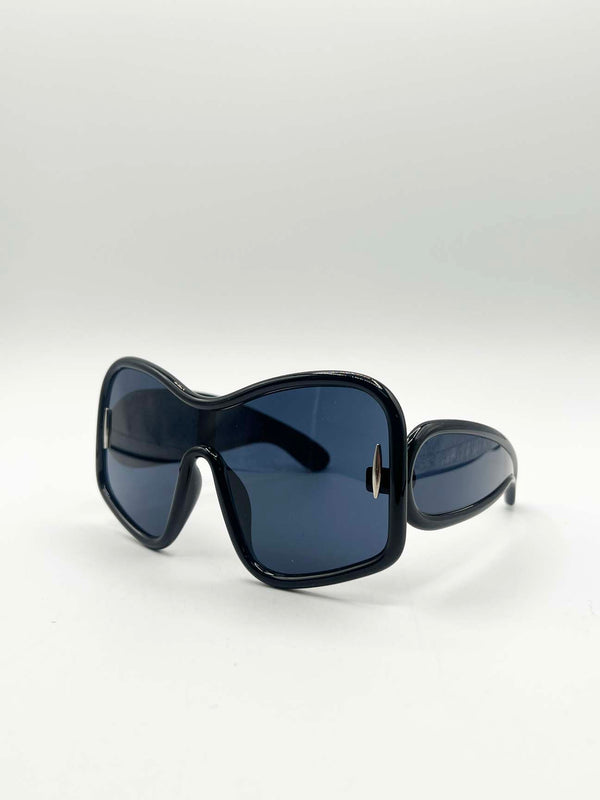 Svnx Square Oversized Mask Sunglasses In Black