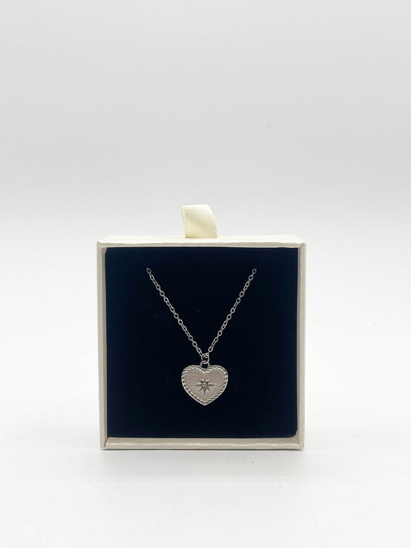 Svnx Starry Heart Necklace In Silver - Gift Boxed