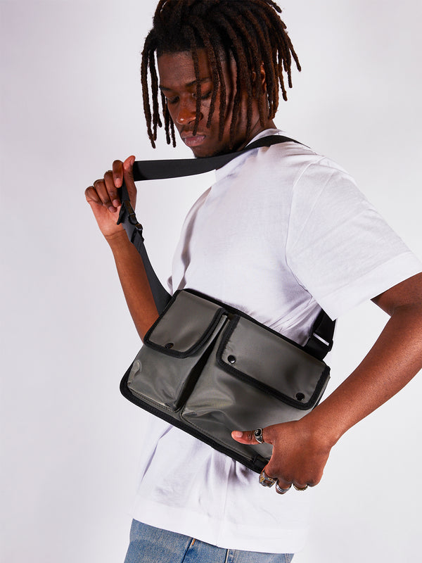 svnx SVNX Nylon chest bag in moss