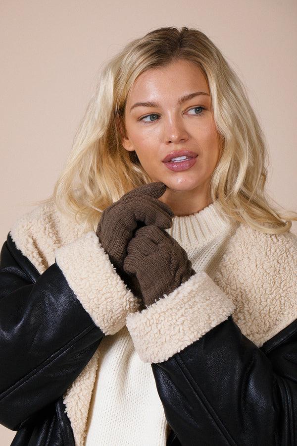 svnx Touch Screen Cable Knit Gloves In Brown