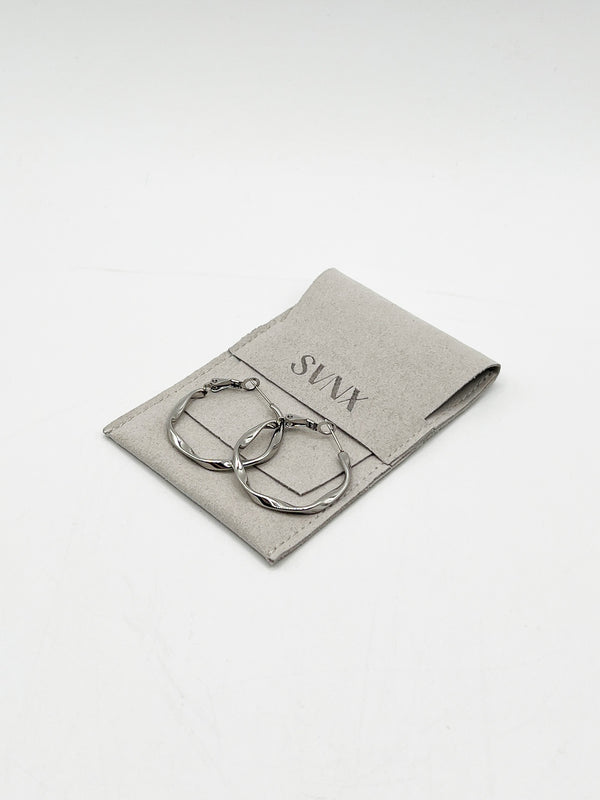 Svnx Twist Hoops In Silver - Pouch Included