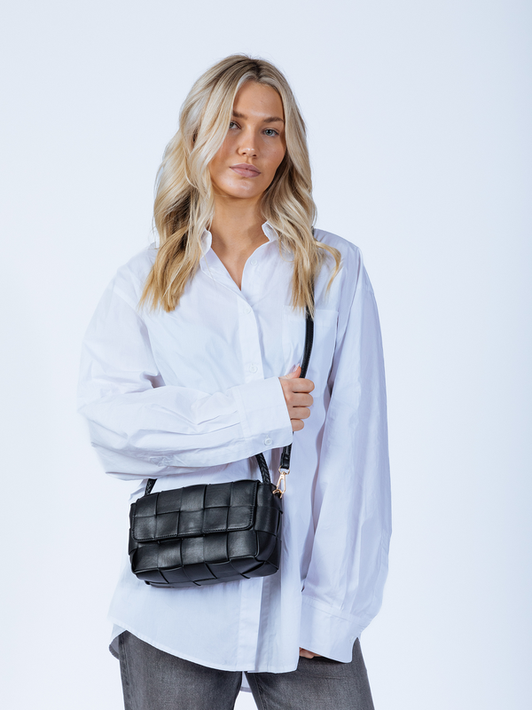 Svnx Woven Faux Leather Shoulder Bag In Black