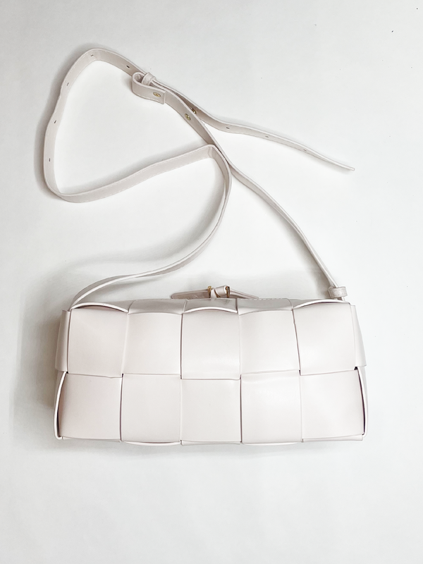 Svnx Woven PU Shoulder Bag In Cream