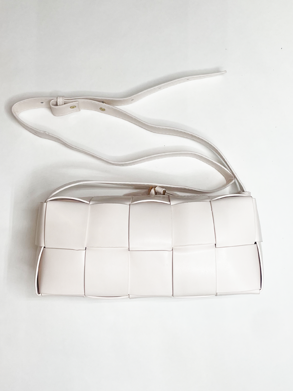 Svnx Woven PU Shoulder Bag In Cream