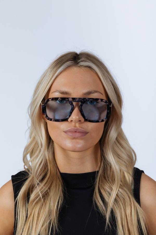 svnx Tortoise Retro Navigator Sunglasses in Grey Blue