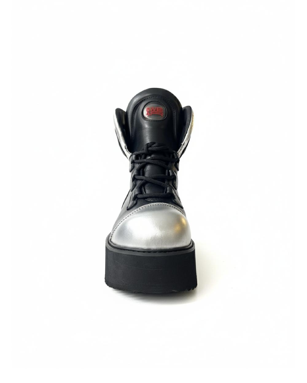 Swear SM Truck 2 - Black & Silver