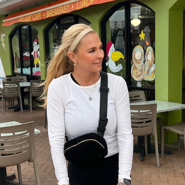 Sweaty Bands Sherpa Crossbody Bag | Black