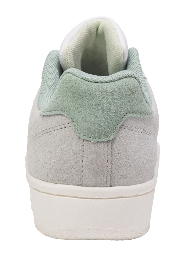 Swiss COURT PALISADES