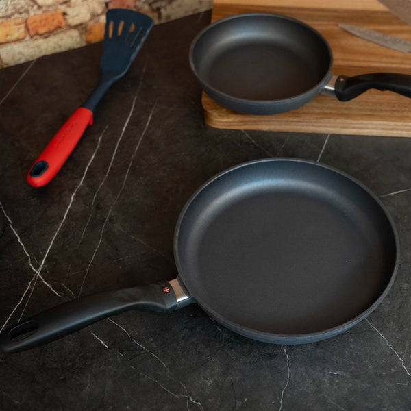 Swiss Diamond HD Nonstick 2-Piece Fry Pan Set - Induction