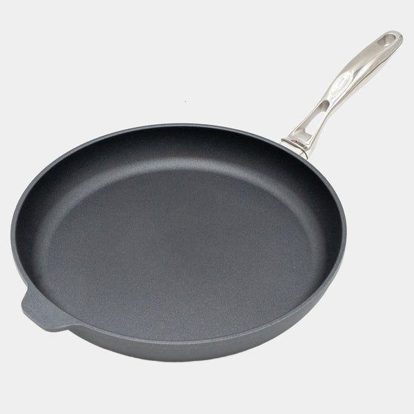 Swiss Diamond HD Nonstick Fry Pan With Stainless Steel Handle