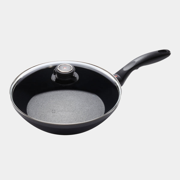 swiss diamond HD Nonstick Stir-Fry Pan with Glass Lid