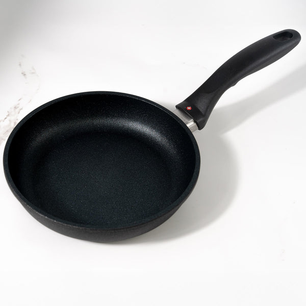 swiss Diamond XD Nonstick Fry Pan