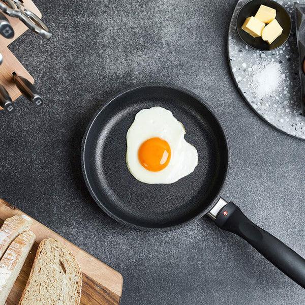 Swiss Diamond XD Nonstick Fry Pan With Glass Lid