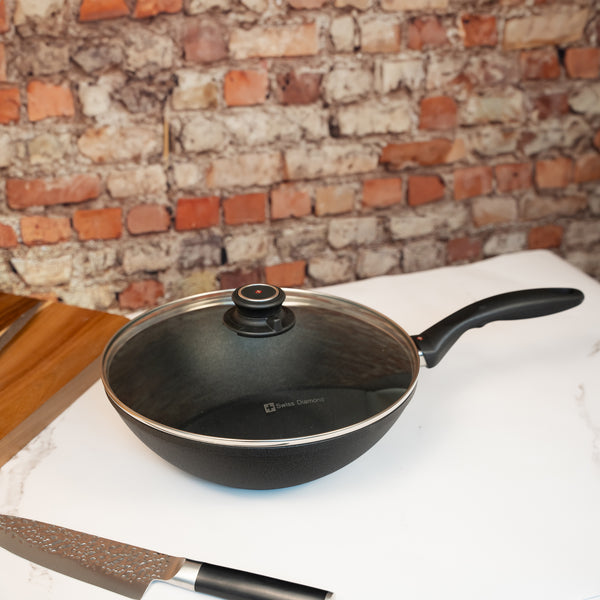 Swiss Diamond XD Nonstick Wok With Glass Lid