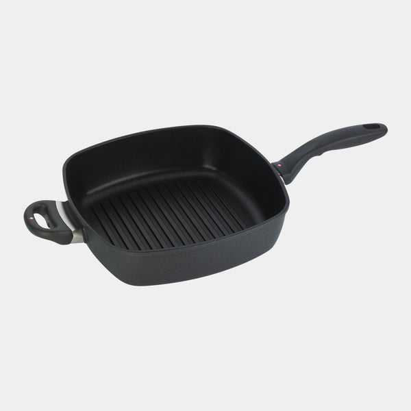 swiss diamond XD Nonstick 11" x 11" Deep Square Grill Pan