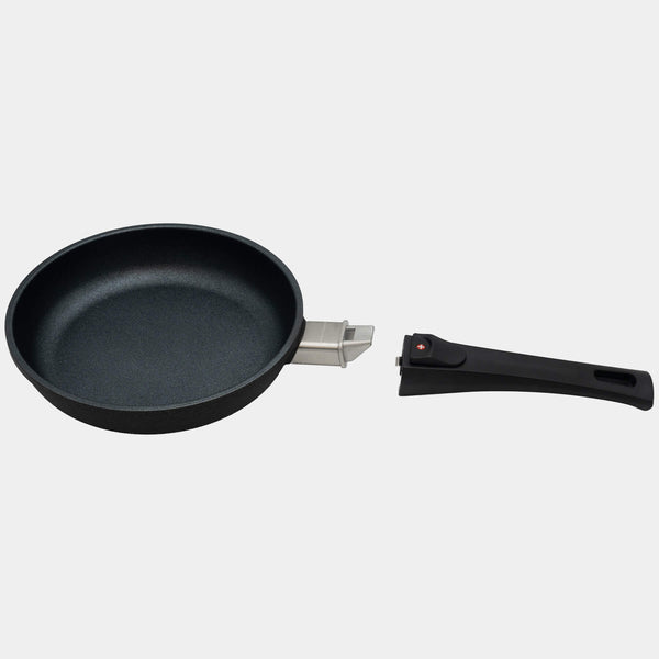 swiss diamond XD Nonstick Fry Pan with Detachable Handle - Induction