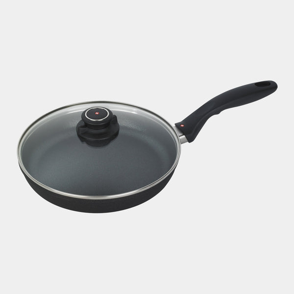 Swiss Diamond XD Nonstick Fry Pan With Glass Lid - Induction