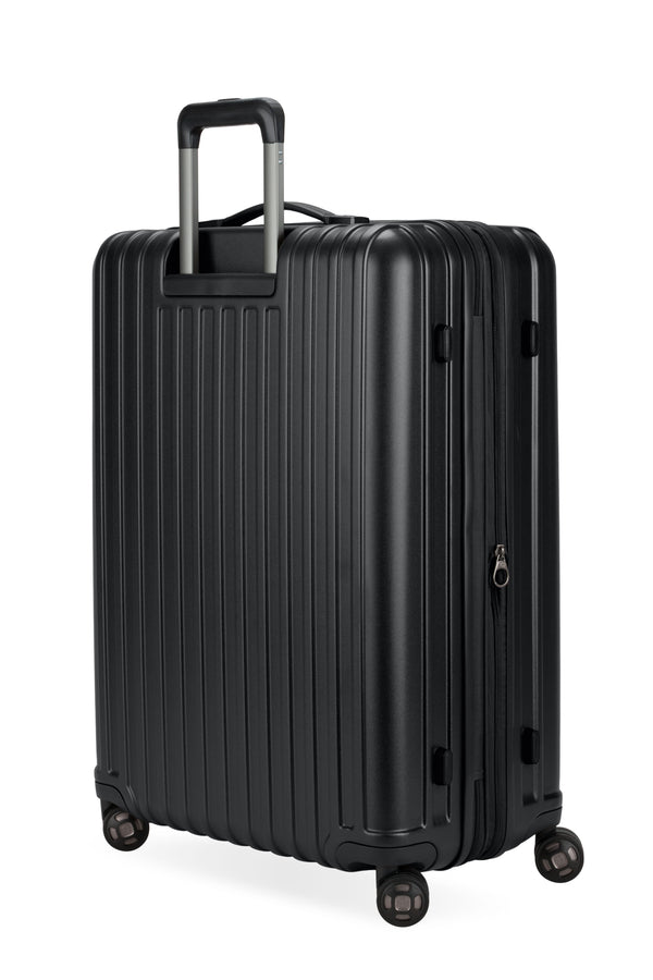 Swiss Gear The Ridge Large Checked Spinner