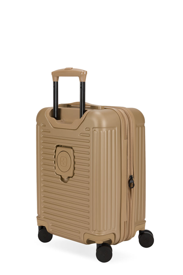 Swiss Gear The Summit Reserve Carry On Spinner