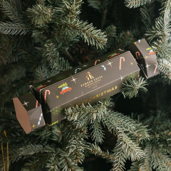 Swole Panda Motif Christmas Cracker - 2 Pairs Of Bamboo Socks (His)