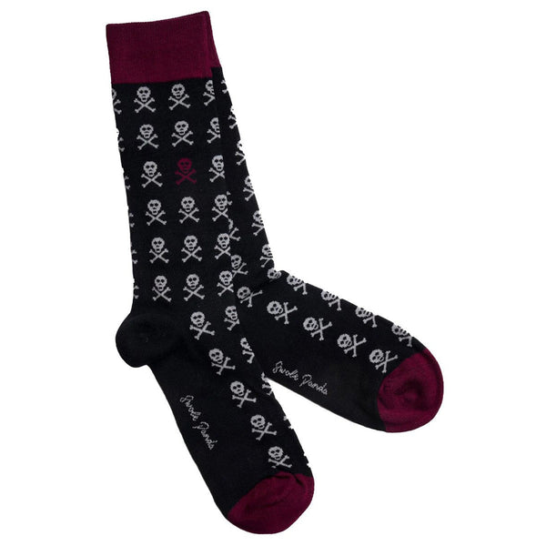 swole panda Black Skull Bamboo Socks