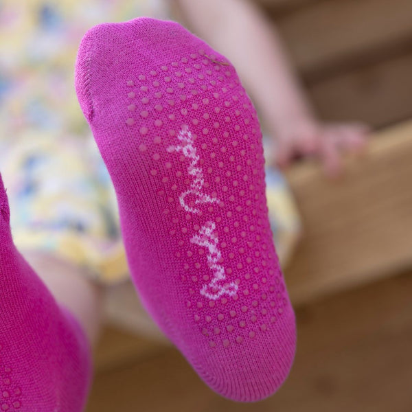 Swole Panda Children's Pink Bamboo Grip Socks