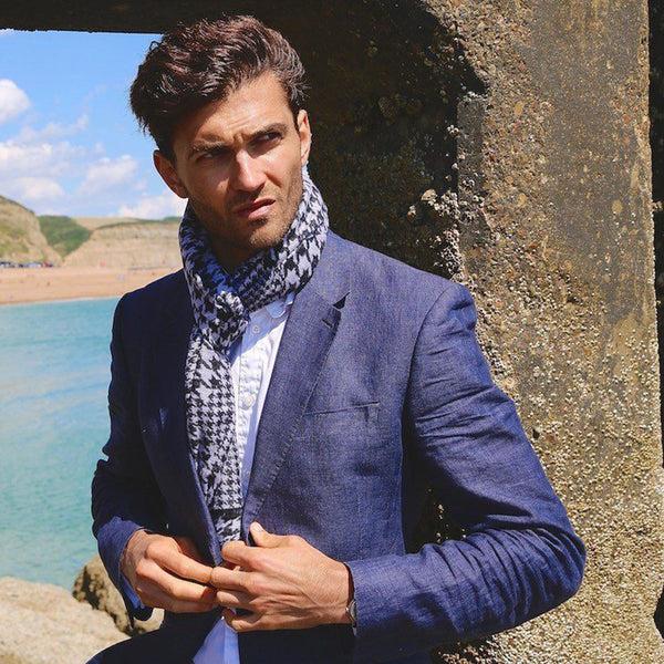 Swole Panda Classic Houndstooth Bamboo Scarf