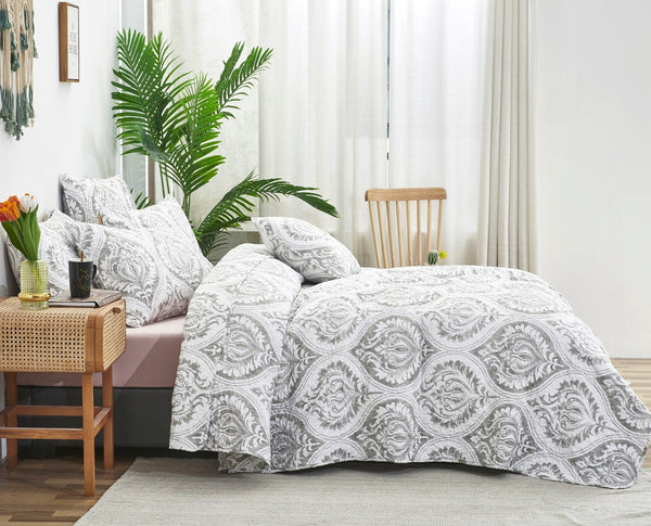 Tache Home Fashion Tache Dreamy Moon Sky Ogee Damask Heather Gray White Quilt Set (TB300)
