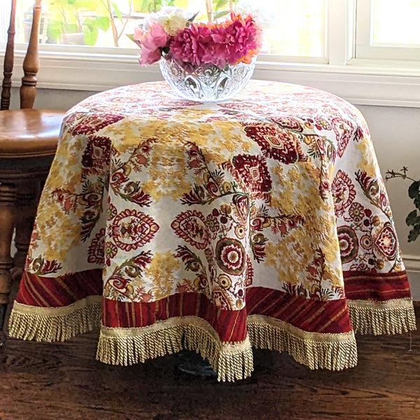 Tache Home Fashion Tache Elegant Burgundy Ornate Paisley Woven Tapestry Tablecloth (18194)