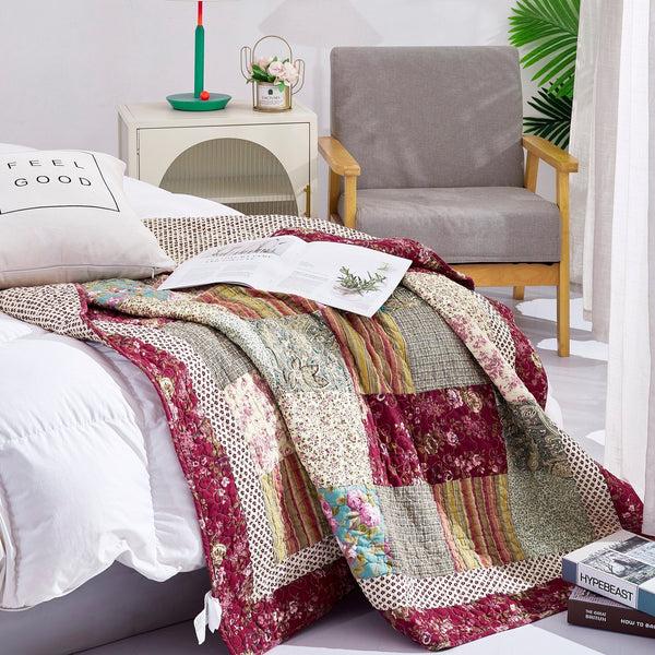 Tache Home Fashion Tache Fairy Tale Tea Party Beige Burgundy Paisley Floral Cotton Patchwork Quilted Throw Blanket (DXJ103443)