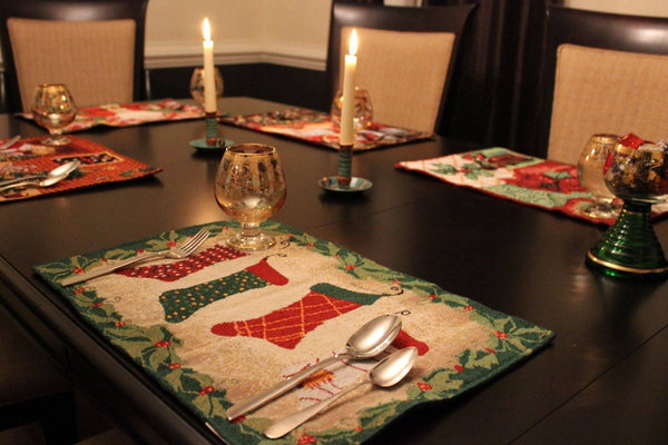 Tache Home Fashion Tache Festive Hang My Stockings By The Fireplace Placemat Set Of 4 (12910PM)