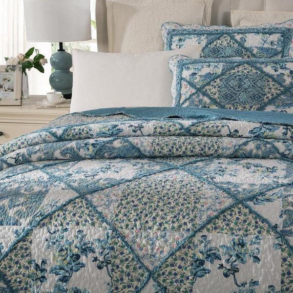 Tache Home Fashion Tache Petal Dance White Blue Floral Paisley Vintage Garden Scalloped Cotton Patchwork Quilt Set (JHW-646)
