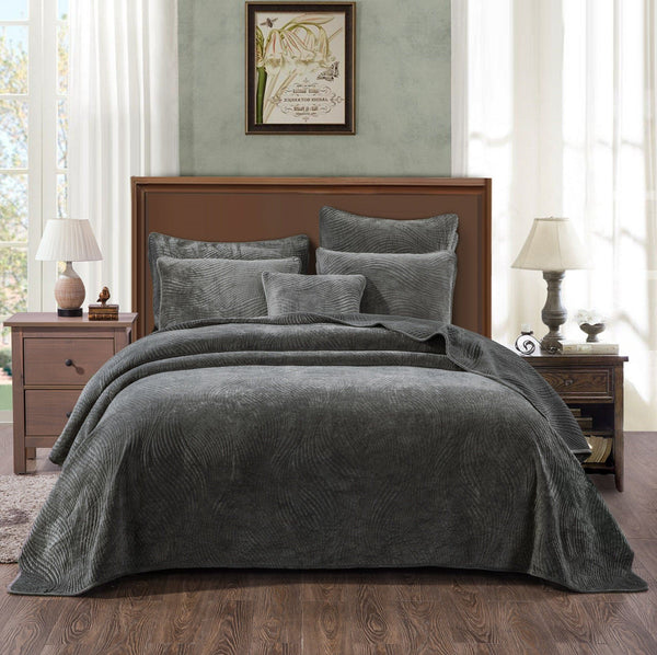 tache home fashion Tache Plush Dreams Dark Taupe Chocolate Waves Velvet Quilt Set (JHW-852BR)