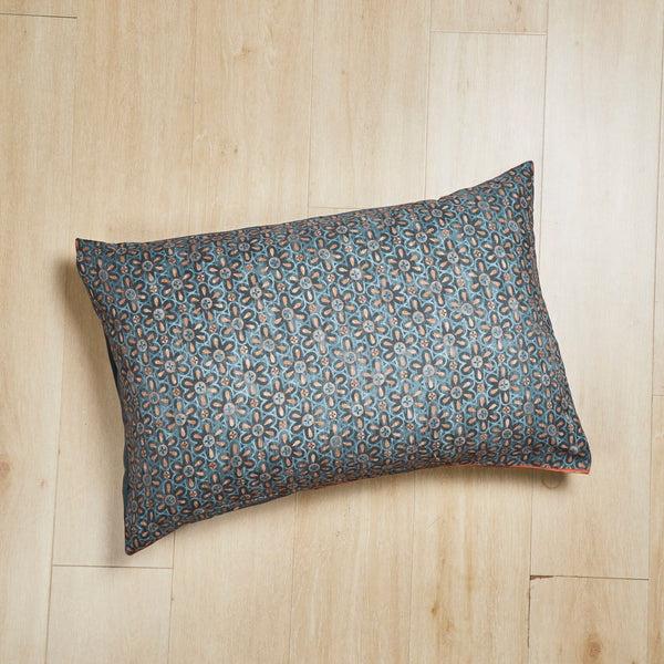 Tache Home Fashion Tache Rustic Palace Lattice Floral Watercolor Dark Teal Pillowcases (KF174)