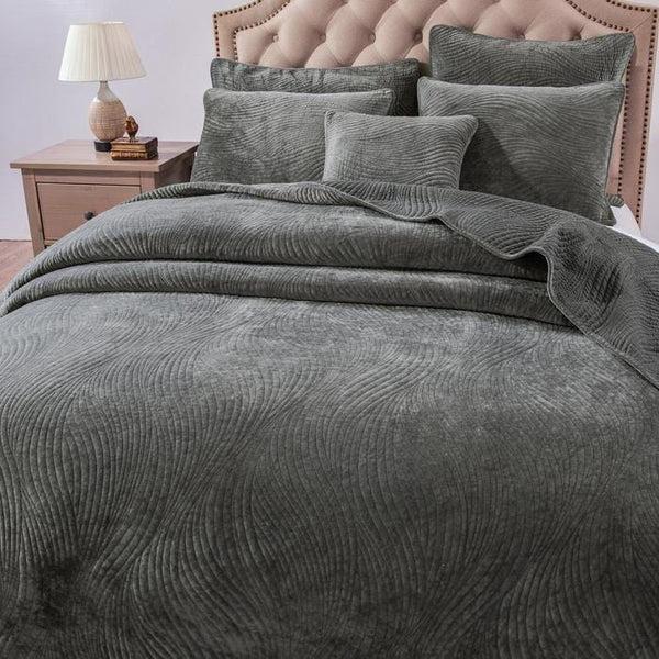 Tache Home Fashion Tache Velvet Dreams Dark Taupe Plush Waves Pillow Sham (JHW-852BR)