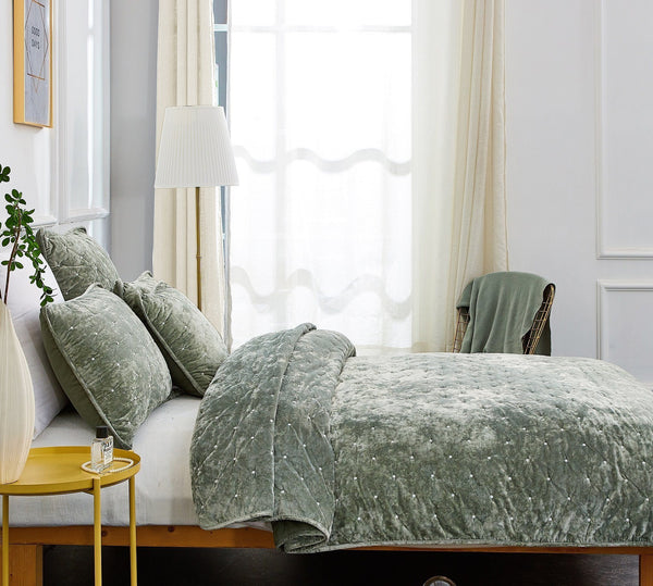 Tache Home Fashion Tache Velvet Dreams Light Green Plush Diamond Tufted Pillow Sham (JHW-853G)