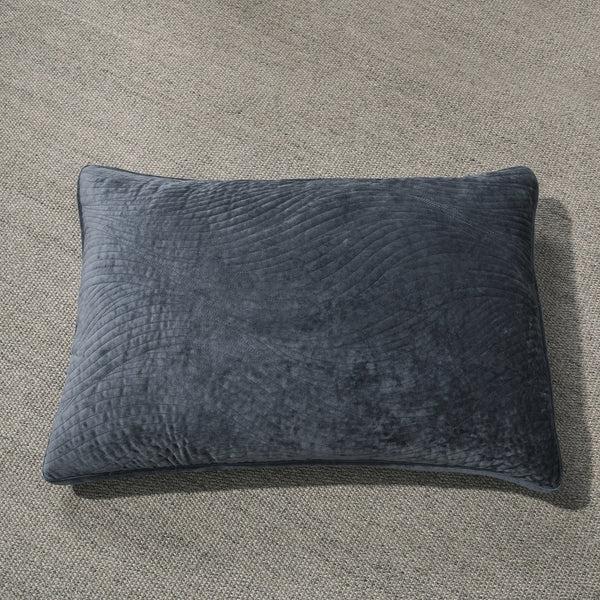 Tache Home Fashion Tache Velvet Dreams Navy Blue Plush Waves Pillow Sham (JHW-852BL)