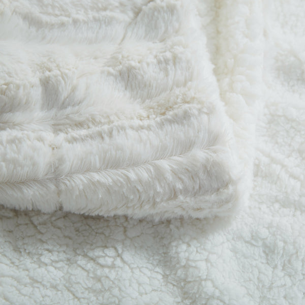Tache Home Fashion Tache White Ivory Polar Faux Fur With Sherpa Throw Blanket