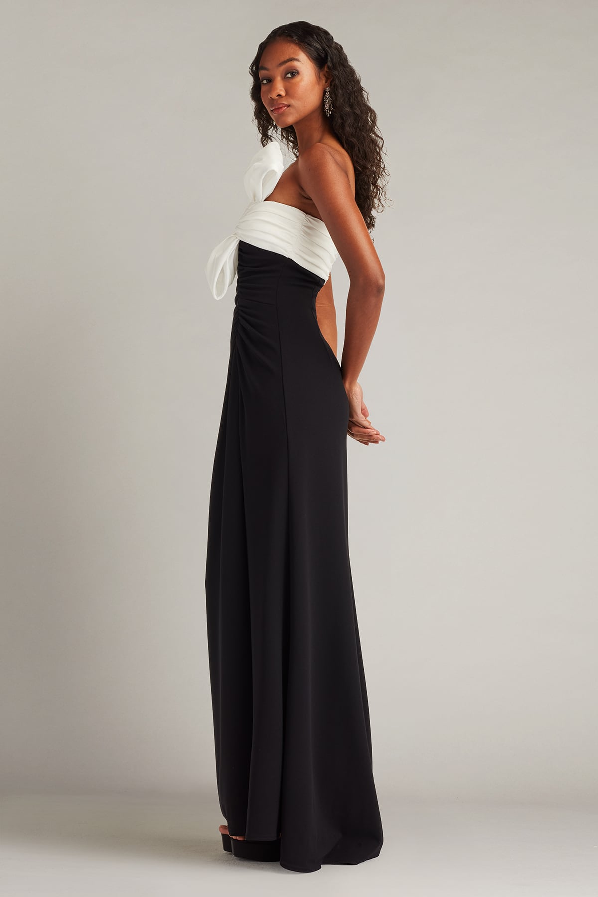 Tadashi Shoji Kaliko Twist Bow Gown